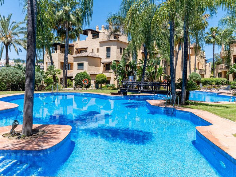 Apartment for Sale in Atalaya, Malaga 5
