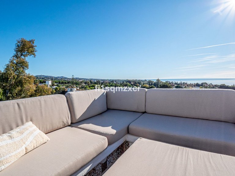 Apartment for Sale in Costabella, Malaga 9
