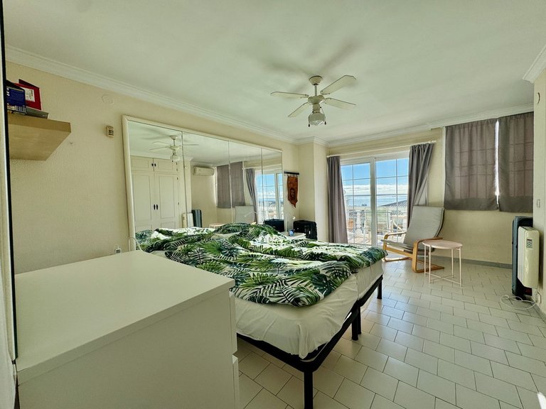Villa for Sale in Benalmadena Pueblo, Malaga 16
