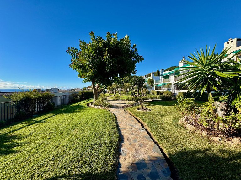 Villa for Sale in Benalmadena Pueblo, Malaga 19