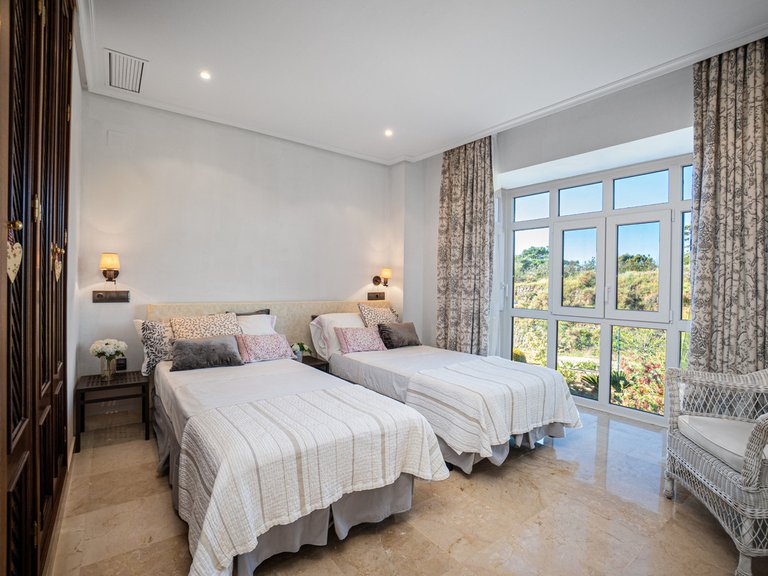 Apartment for Sale in Marbella, Malaga 10
