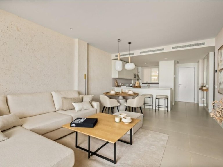 Apartment for Sale in Fuengirola, Malaga 17