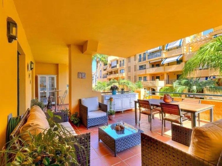 Apartment for Sale in San Pedro De Alcántara, Malaga 2