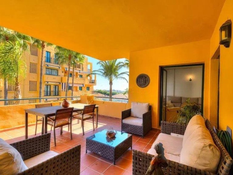 Apartment for Sale in San Pedro De Alcántara, Malaga 3