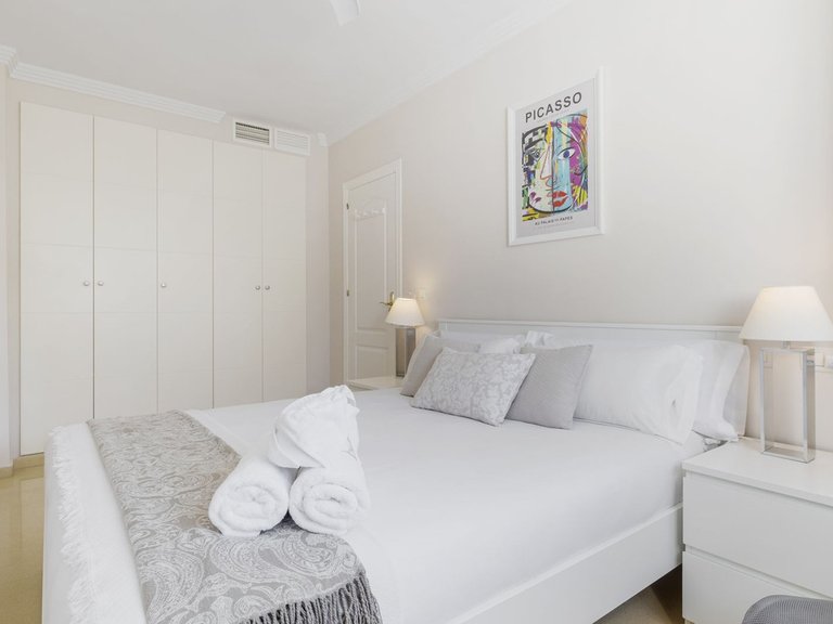 Apartment for Sale in Marbella, Malaga 14
