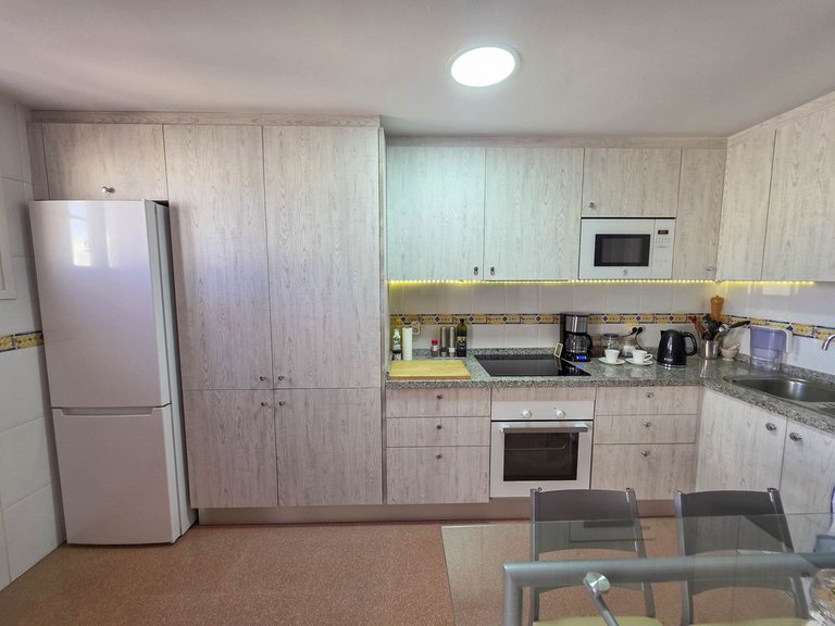 Penthouse for Sale in San Luis De Sabinillas, Malaga 6