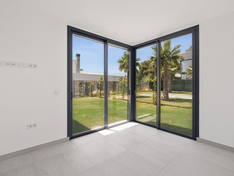 Villa for Sale in Río Real, Malaga 6