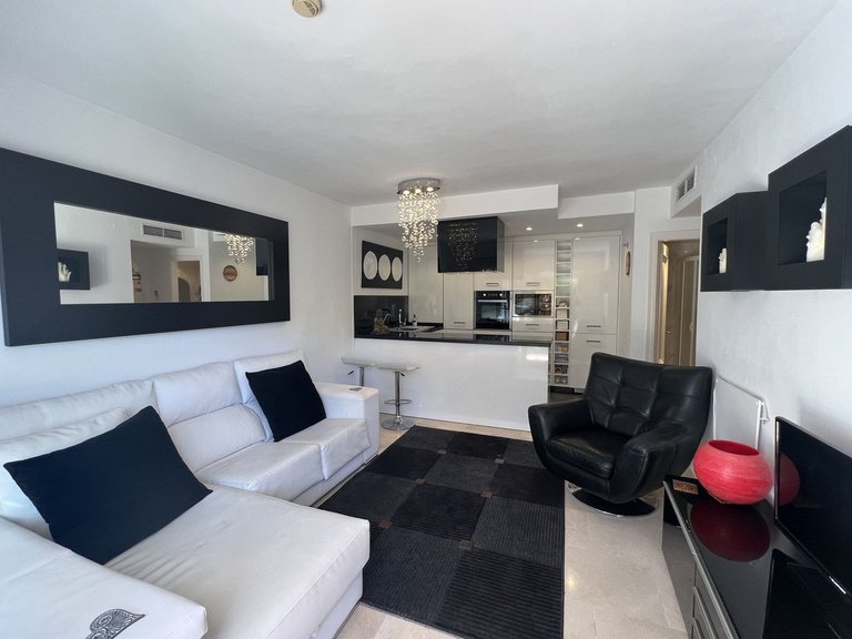 Apartment for Sale in Mijas Golf, Malaga 11