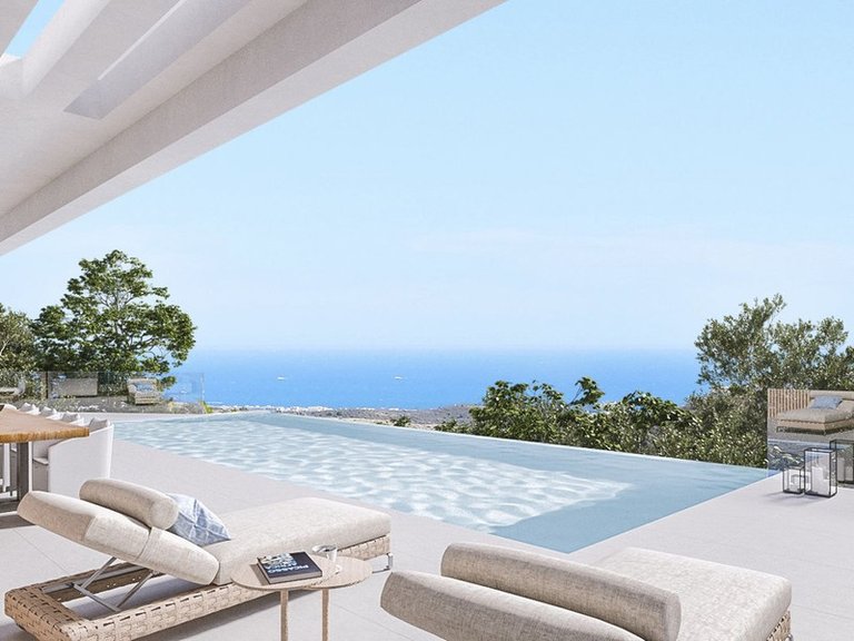Villa for Sale in La Cala Golf, Malaga 4