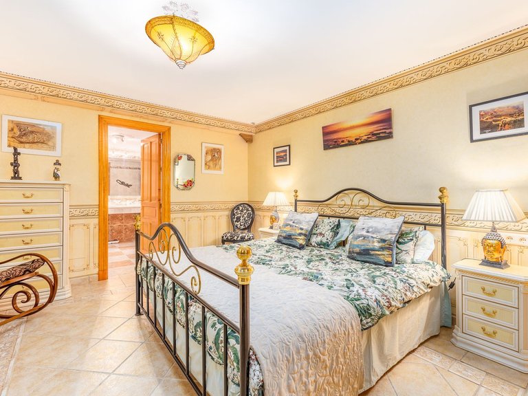 Villa for Sale in Coín, Malaga 27