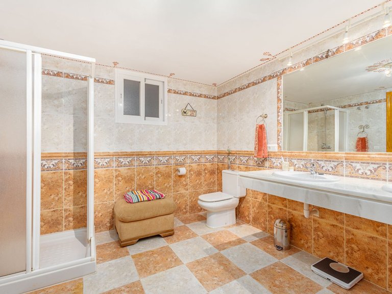 Villa for Sale in Coín, Malaga 29