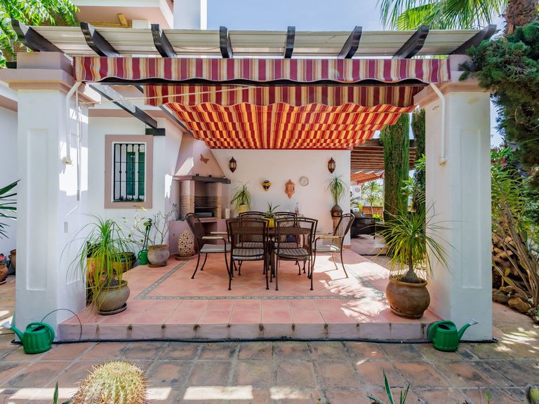Villa for Sale in Coín, Malaga 38