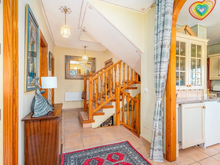 Villa for Sale in Coín, Malaga 4