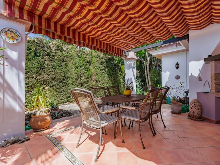 Villa for Sale in Coín, Malaga 40