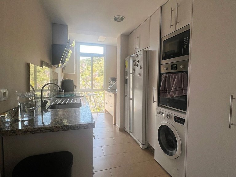 Apartment for Sale in Calahonda, Malaga 24