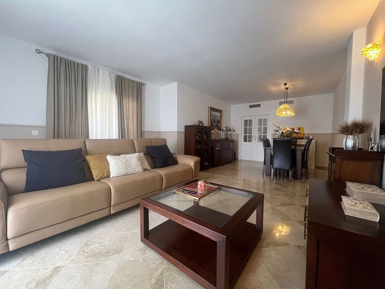 Apartment for Sale in Calahonda, Malaga 3