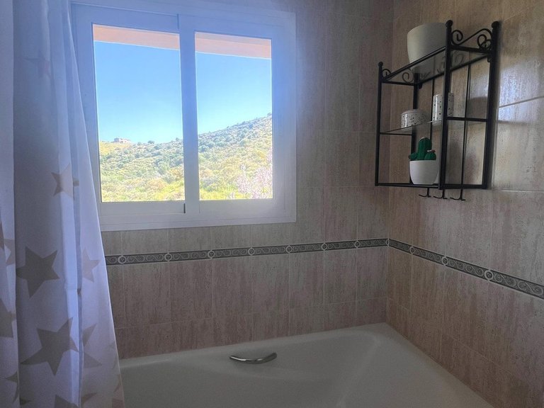 Apartment for Sale in Calahonda, Malaga 38