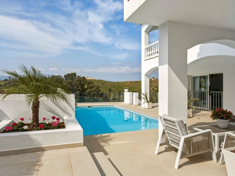 Villa for Sale in Mijas, Malaga 11