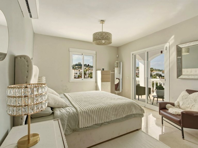 Villa for Sale in Mijas, Malaga 20