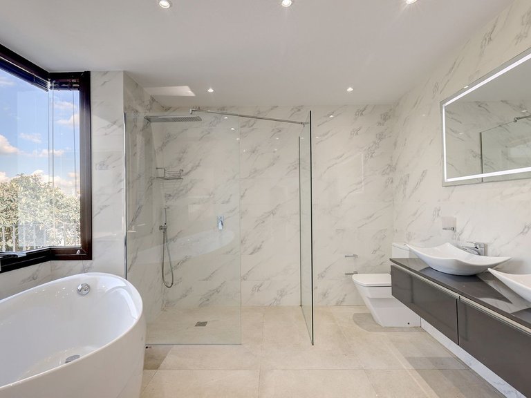 Villa for Sale in El Rosario, Malaga 34