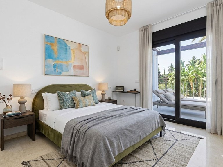 Villa for Sale in El Rosario, Malaga 44