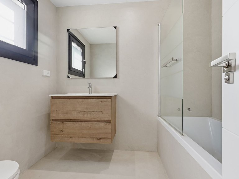 Villa for Sale in El Rosario, Malaga 46