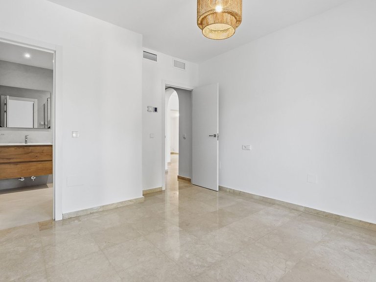Villa for Sale in El Rosario, Malaga 51