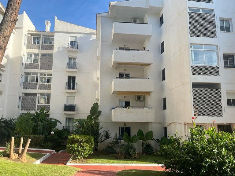 Apartment for Sale in Cabopino, Malaga 21