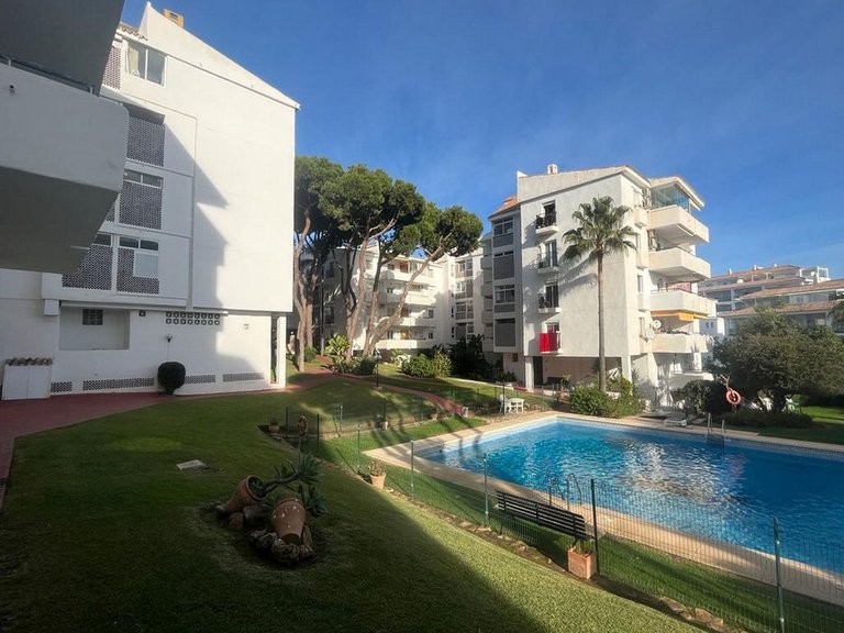 Apartment for Sale in Cabopino, Malaga 23
