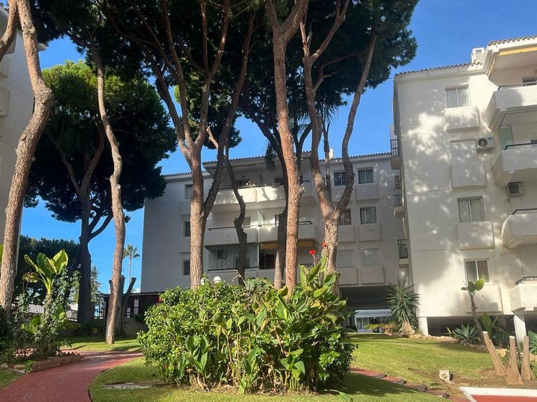 Apartment for Sale in Cabopino, Malaga 24