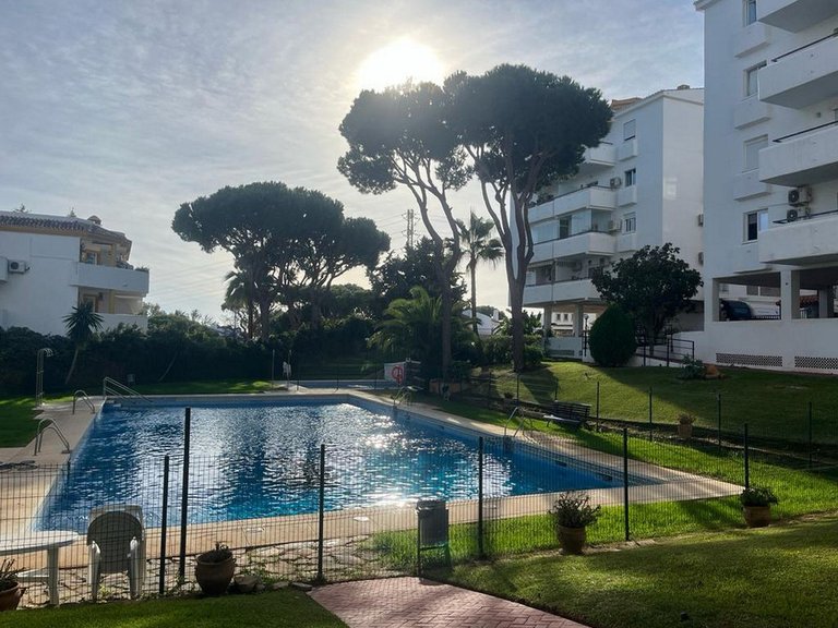Apartment for Sale in Cabopino, Malaga 25