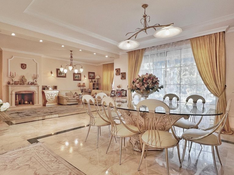 Villa for Sale in Guadalmina Baja, Malaga 13
