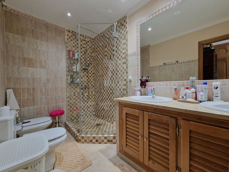 Villa for Sale in Guadalmina Baja, Malaga 16