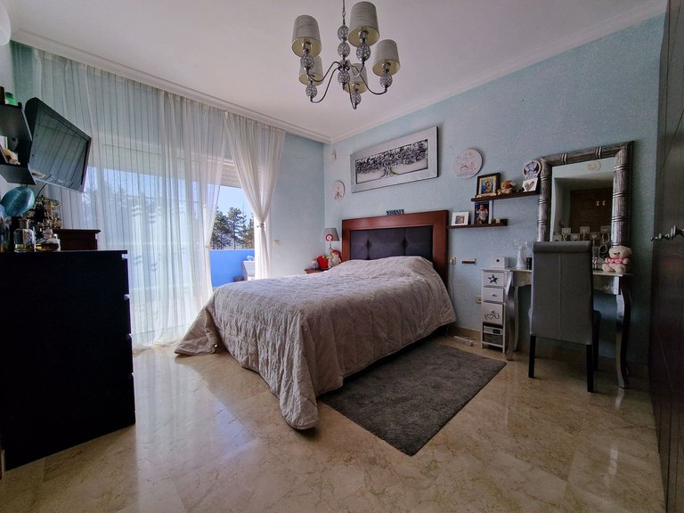 Villa for Sale in Guadalmina Baja, Malaga 18