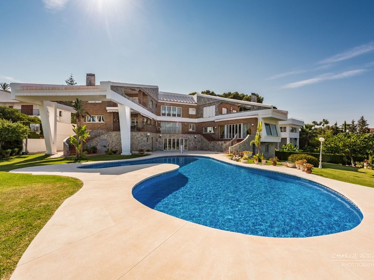 Villa for Sale in Churriana, Malaga 3