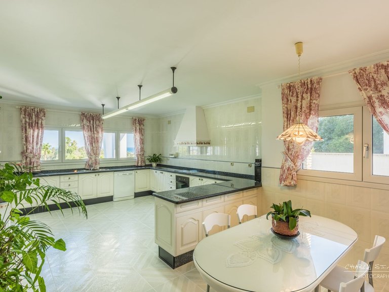 Villa for Sale in Churriana, Malaga 7