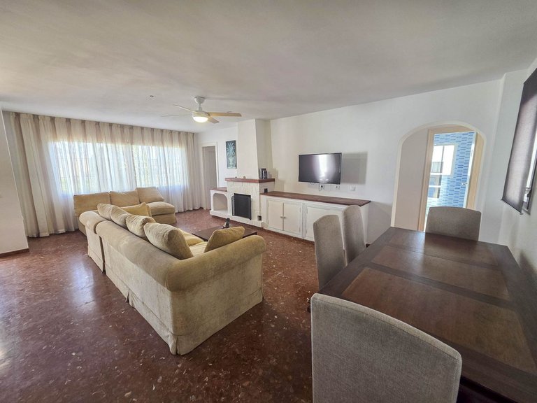 Villa for Sale in Estepona, Malaga 6