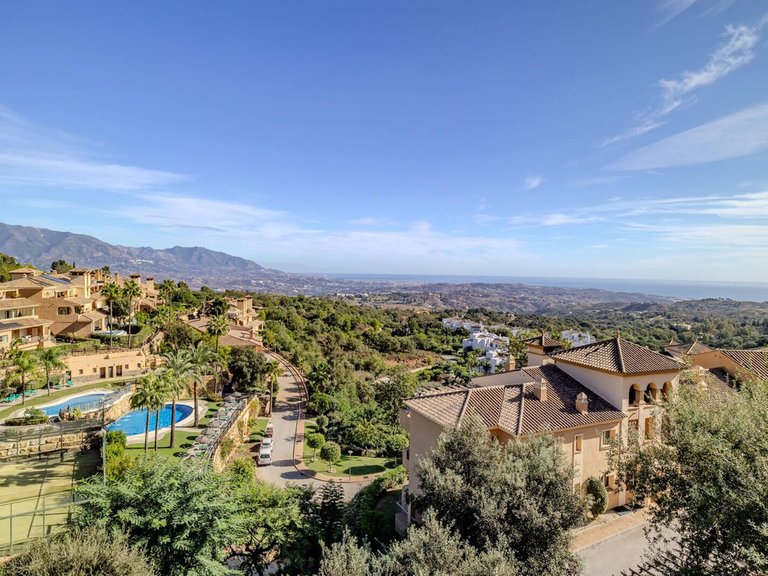 Apartment for Sale in La Mairena, Malaga 27