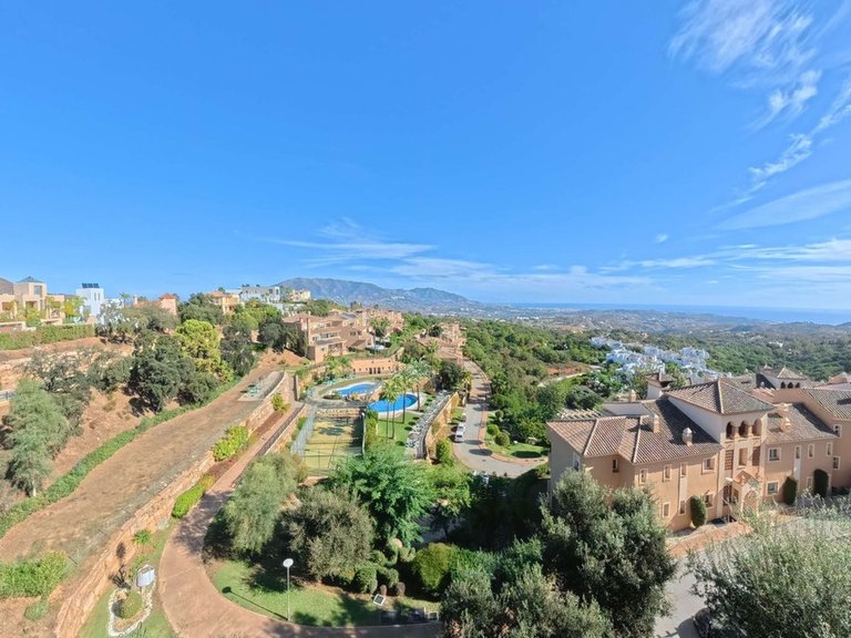 Apartment for Sale in La Mairena, Malaga 34