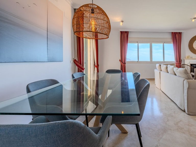 Apartment for Sale in La Mairena, Malaga 4