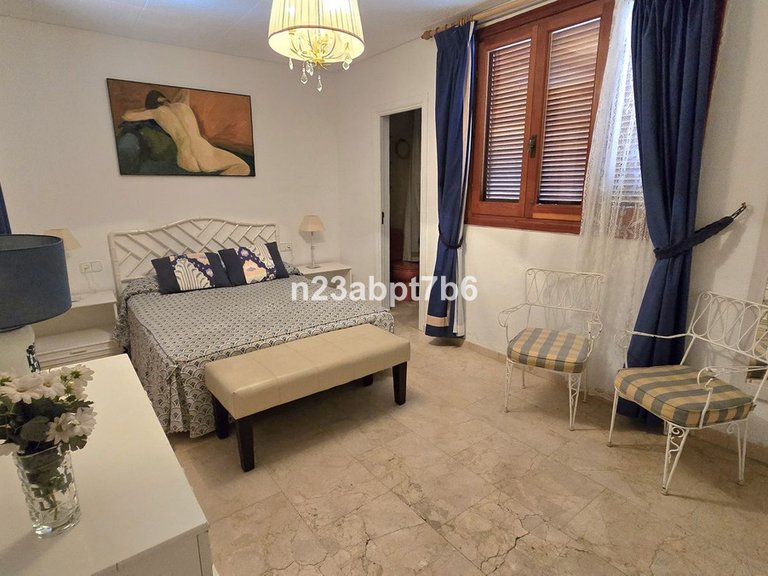 Apartment for Sale in Nueva Andalucía, Malaga 10