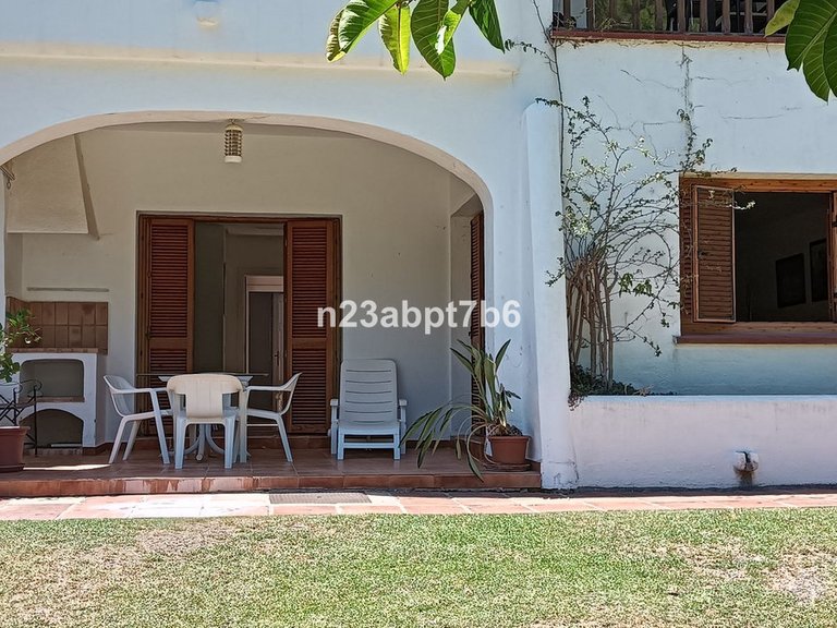 Apartment for Sale in Nueva Andalucía, Malaga 17