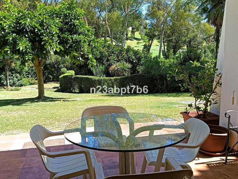 Apartment for Sale in Nueva Andalucía, Malaga 8