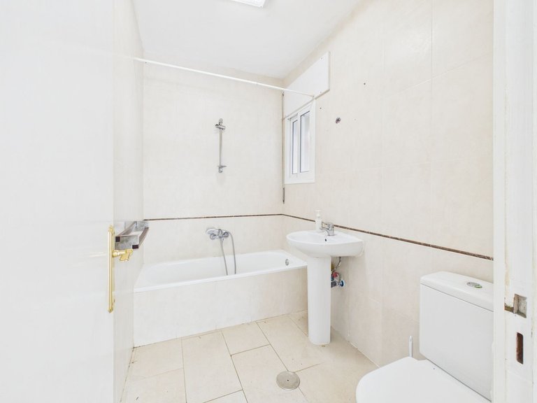 Apartment for Sale in Estepona, Malaga 12