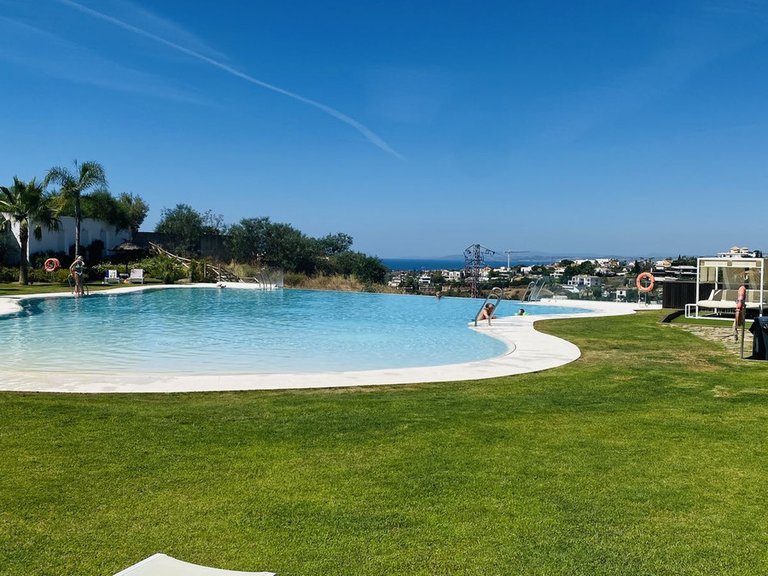 Apartment for Sale in El Paraiso, Malaga 10