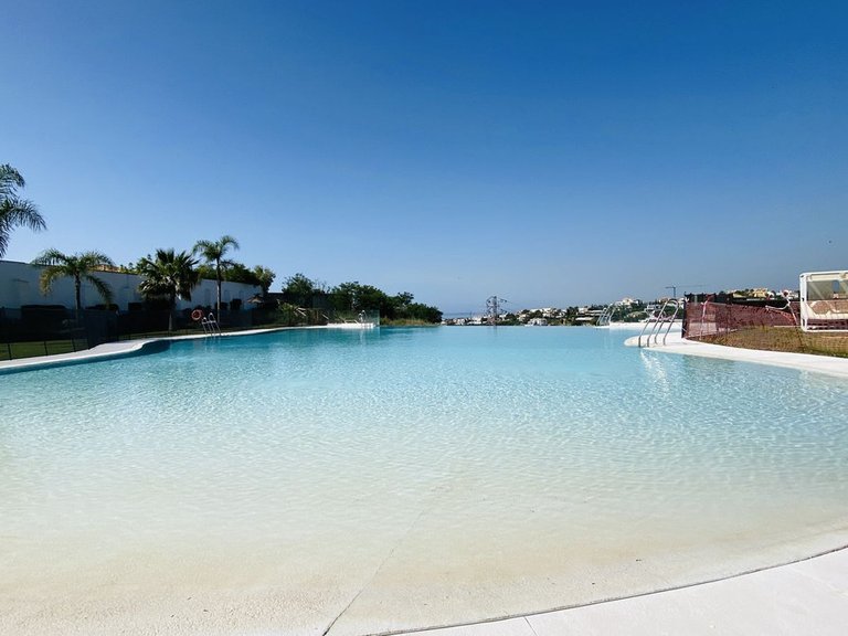 Apartment for Sale in El Paraiso, Malaga 12