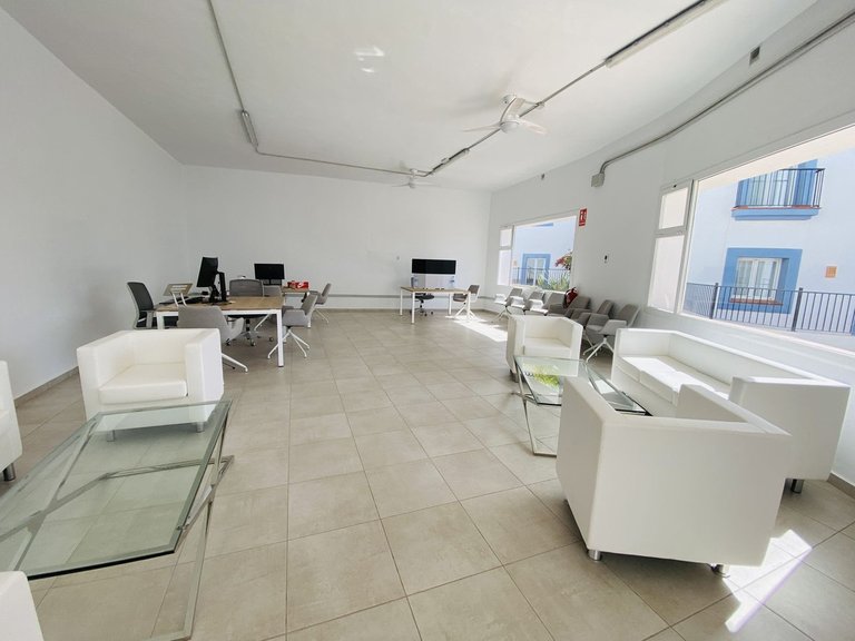 Apartment for Sale in El Paraiso, Malaga 26