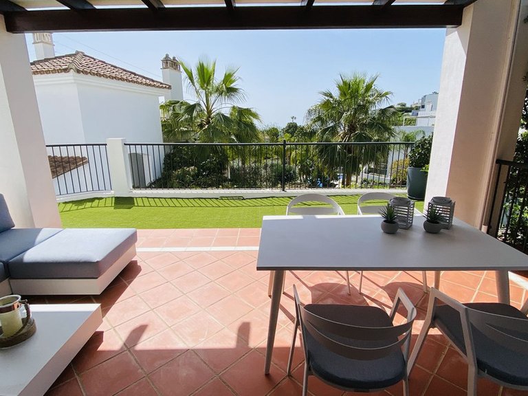 Apartment for Sale in El Paraiso, Malaga 35