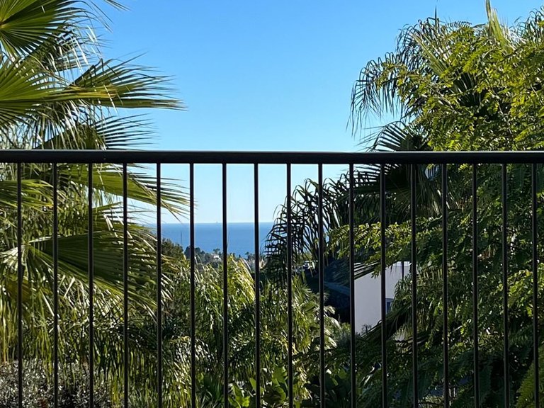 Apartment for Sale in El Paraiso, Malaga 4