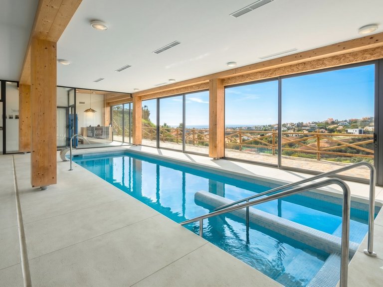 Apartment for Sale in El Paraiso, Malaga 43